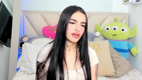 Snapshot of angeline__smith chatting on 02.24.25 Angeline Smith online show from 02.24.25