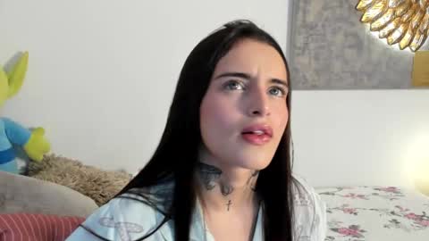 Snapshot of angeline__smith chatting on 10.03.25 Angeline Smith online show from 10.03.25