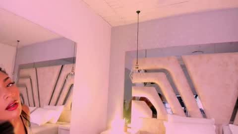 Angeline Heet online show from 11.11.25