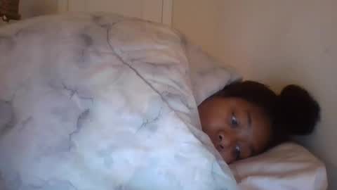 Snapshot of angeliquebelcaliz chatting on 02.16.25 angeliquebelcaliz online show from 02.16.25