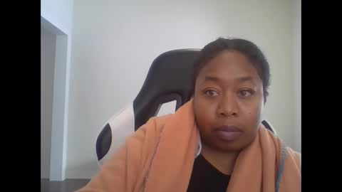 Snapshot of angeliquebelcaliz chatting on 02.20.25 angeliquebelcaliz online show from 02.20.25