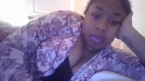 Snapshot of angeliquebelcaliz chatting on 03.08.25 angeliquebelcaliz online show from 03.08.25