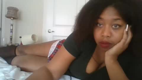Snapshot of angeliquebelcaliz chatting on 03.12.25 angeliquebelcaliz online show from 03.12.25