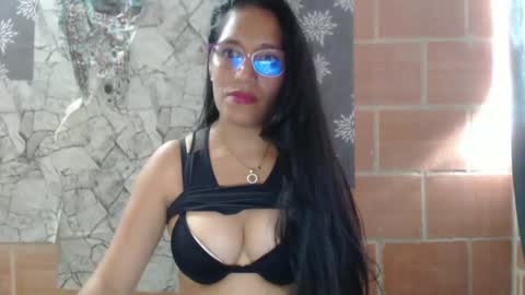 angela online show from 02.04.25