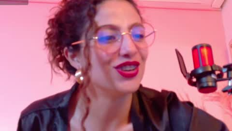 Angel online show from 03.04.25