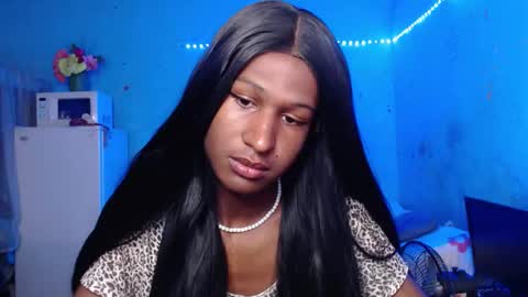 Danielle online show from 09.17.25