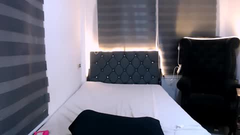 angella_dior online show from 10.30.25