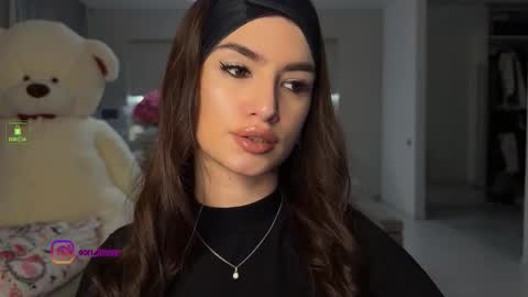 angelmi171 online show from 10.19.25