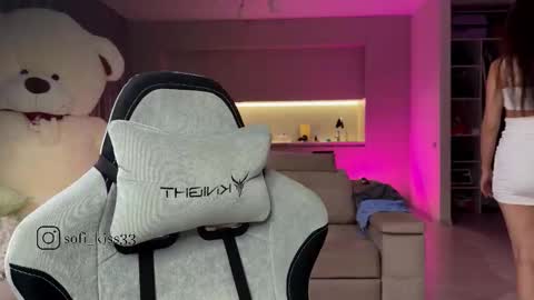 angelmi171 online show from 10.30.25