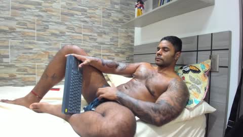 angelo_evans33 online show from 01.09.25