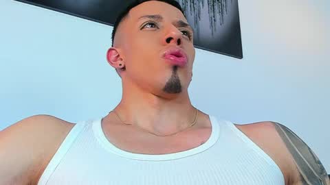 Angelo Varek online show from 04.22.26