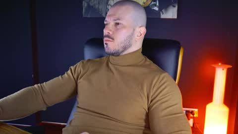 Snapshot of angeloeric chatting on 01.22.25 BlackWolf online show from 01.22.25