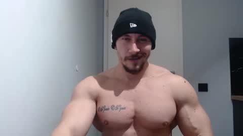 Snapshot of angelofit chatting on 01.24.25 ------- SEX SHOW WITH GUYS AND GIRLS MUSCLE SHOW online show from 01.24.25