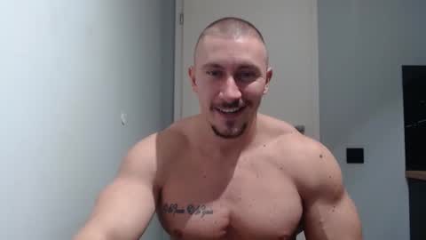 Snapshot of angelofit chatting on 01.30.25 ------- SEX SHOW WITH GUYS AND GIRLS MUSCLE SHOW online show from 01.30.25