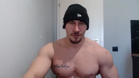 Snapshot of angelofit chatting on 02.12.25 ------- SEX SHOW WITH GUYS AND GIRLS MUSCLE SHOW online show from 02.12.25