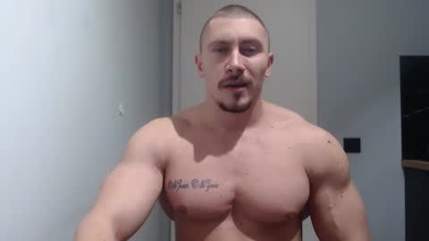 Snapshot of angelofit chatting on 02.22.25 ------- SEX SHOW WITH GUYS AND GIRLS MUSCLE SHOW online show from 02.22.25