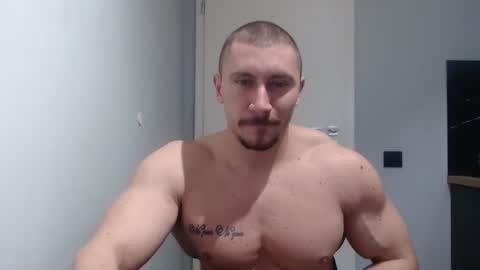 Snapshot of angelofit chatting on 02.27.25 ------- SEX SHOW WITH GUYS AND GIRLS MUSCLE SHOW online show from 02.27.25