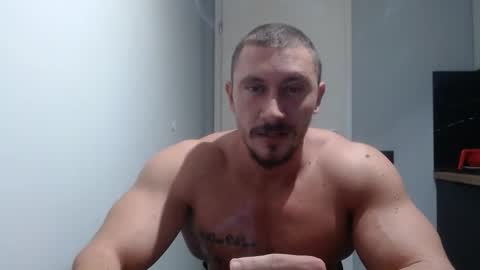  ------- SEX SHOW WITH GUYS AND GIRLS  MUSCLE SHOW online show from 10.04.25
