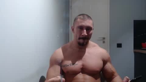 Snapshot of angelofit chatting on 10.15.25 ------- SEX SHOW WITH GUYS AND GIRLS MUSCLE SHOW online show from 10.15.25