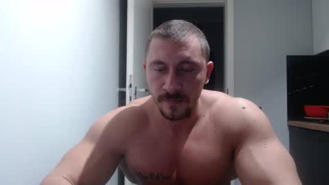 Snapshot of angelofit chatting on 11.04.25 ------- SEX SHOW WITH GUYS AND GIRLS MUSCLE SHOW online show from 11.04.25