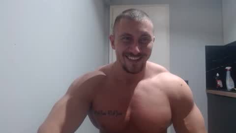 Snapshot of angelofit chatting on 12.16.25 ------- SEX SHOW WITH GUYS AND GIRLS MUSCLE SHOW online show from 12.16.25