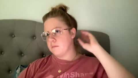 Snapshot of angeloflight273360 chatting on 01.20.25 Angel of Light online show from 01.20.25