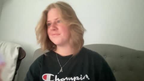 Snapshot of angeloflight273360 chatting on 10.26.25 Angel of Light online show from 10.26.25