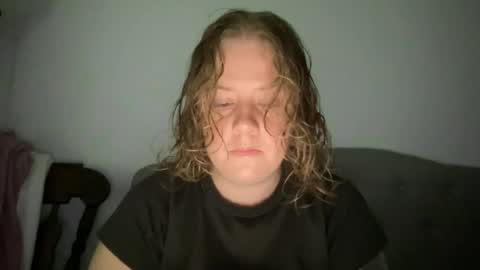 Snapshot of angeloflight273360 chatting on 12.01.25 Angel of Light online show from 12.01.25