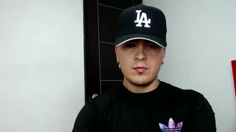 Snapshot of angels_0001 chatting on 12.17.24 angels_0001 online show from 12.17.24