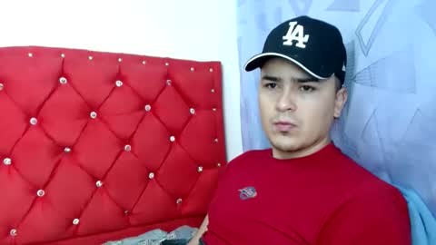 Snapshot of angels_0001 chatting on 12.18.24 angels_0001 online show from 12.18.24