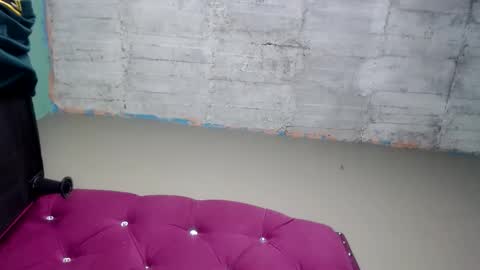 Snapshot of angels_0001 chatting on 11.25.25 angels_0001 online show from 11.25.25