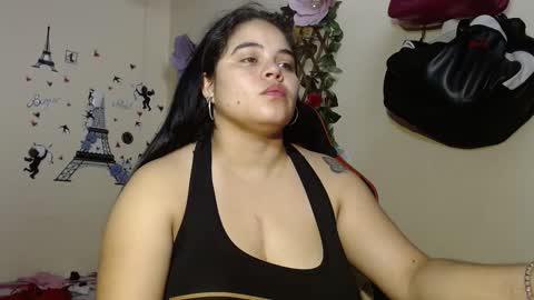 Snapshot of angelsexhotlatin chatting on 10.13.25 angelsexhotlatin online show from 10.13.25