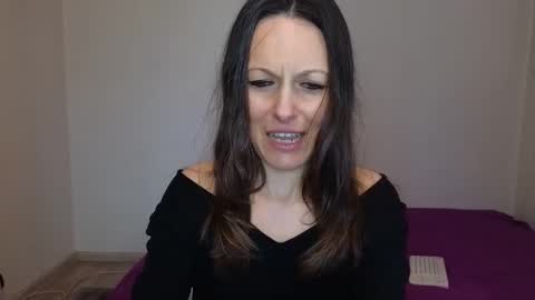 Giulia online show from 03.18.26