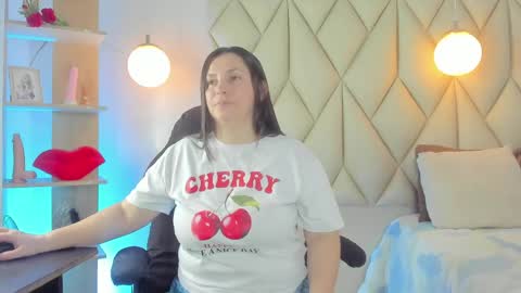 ANGIE online show from 04.17.26