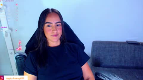 IG angie dreamgirl01 online show from 02.19.26