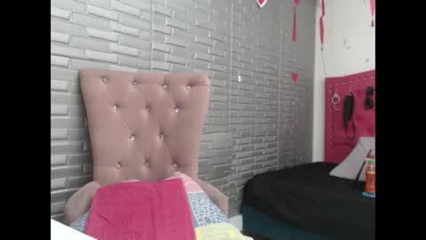 angierot2025 online show from 09.09.25