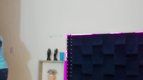 Angie online show from 11.17.25