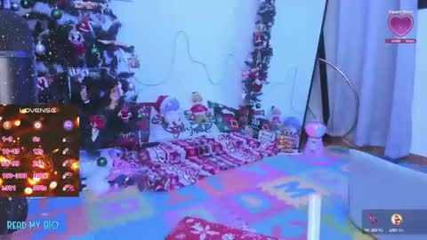 Snapshot of anhala_ chatting on 12.22.24 Anhala Rivera online show from 12.22.24