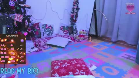 Snapshot of anhala_ chatting on 01.04.25 Anhala Rivera online show from 01.04.25