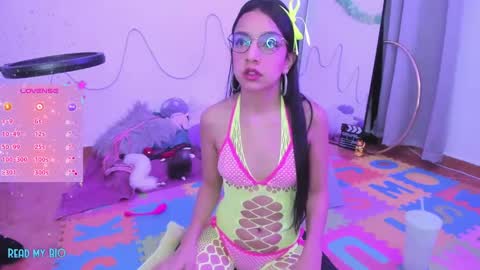 Snapshot of anhala_ chatting on 03.11.25 Anhala Rivera online show from 03.11.25