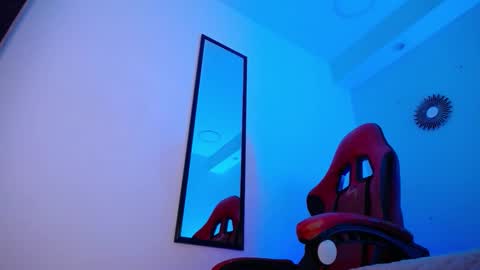 anhonymus online show from 11.21.25