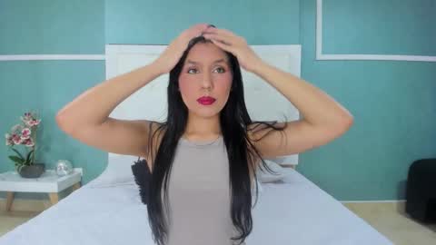 Ania online show from 10.14.25