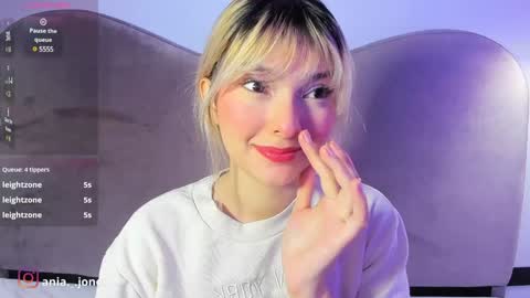 Ania online show from 12.23.24