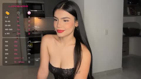 Snapshot of aniebby chatting on 03.10.25 ANGIE online show from 03.10.25