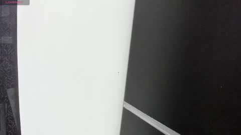 Snapshot of aniie_little4u chatting on 11.17.25 ana milena online show from 11.17.25