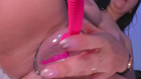 Snapshot of aniiieee_x chatting on 11.26.25 ANIE Broadcasting from 1300 to 2100 online show from 11.26.25