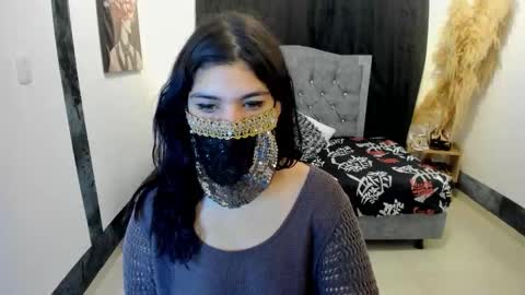 Snapshot of aniisaalii chatting on 01.13.26 Anissa online show from 01.13.26