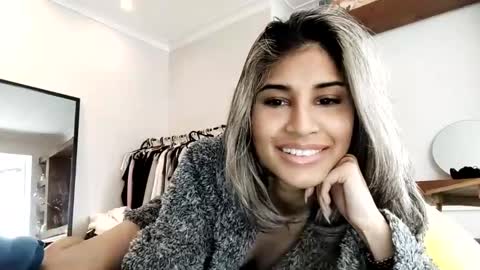 anisha online show from 02.12.25