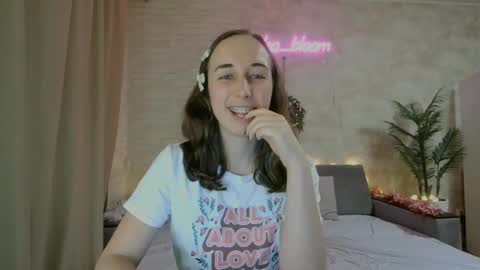 anikabloom online show from 01.06.25