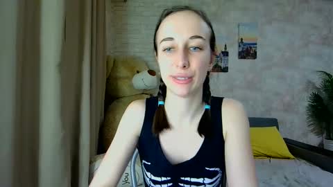 Snapshot of anikabloom chatting on 02.13.26 anikabloom online show from 02.13.26